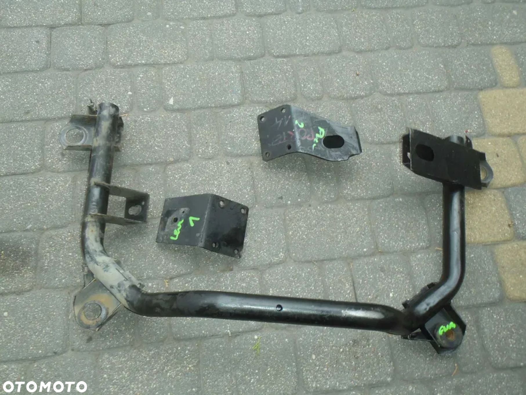łapa wspornik belki sanek silnika piaggio porter duzo do nich - 1