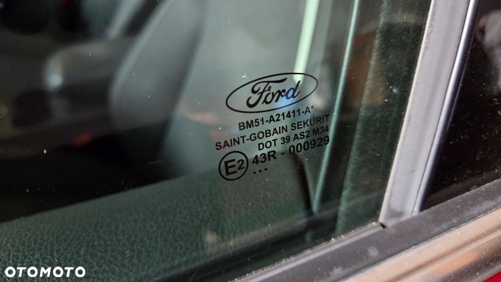 Ford Focus 1.6 EcoBoost Titanium - 17