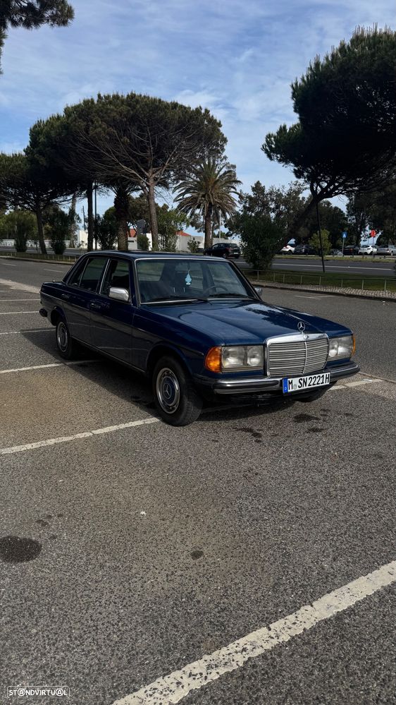 Mercedes-Benz W123 (1976-1986) - 1