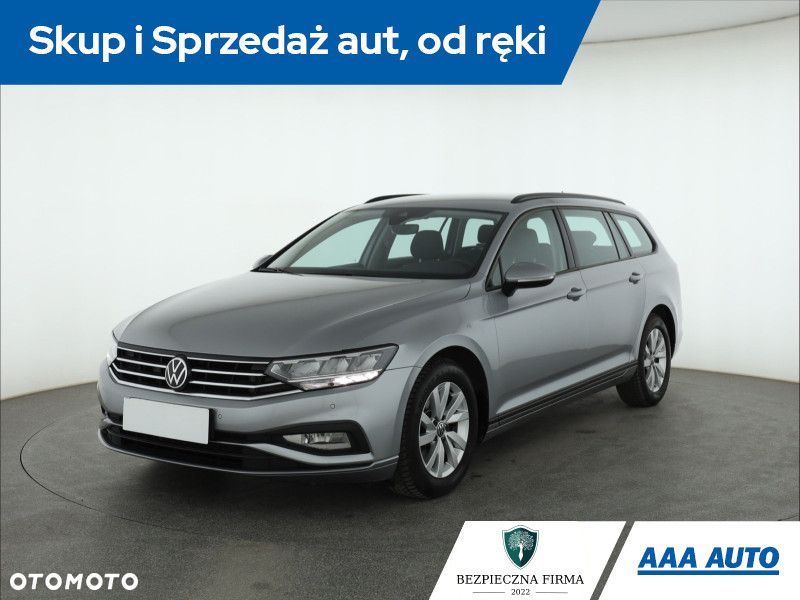 Volkswagen Passat Variant - 3