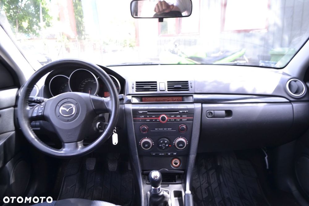 Mazda 3 - 8