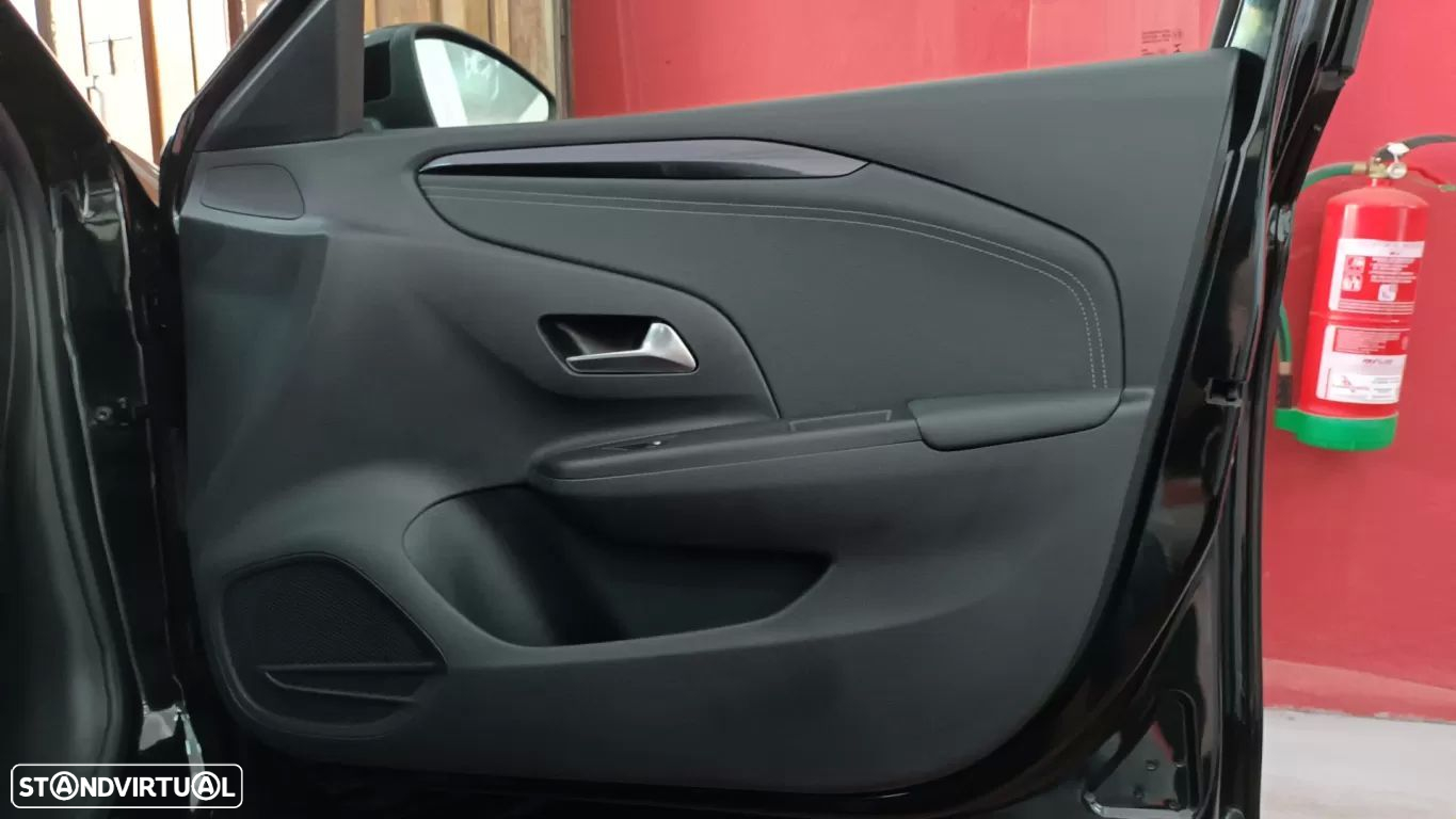 Opel Corsa 1.2 T Elegance - 44