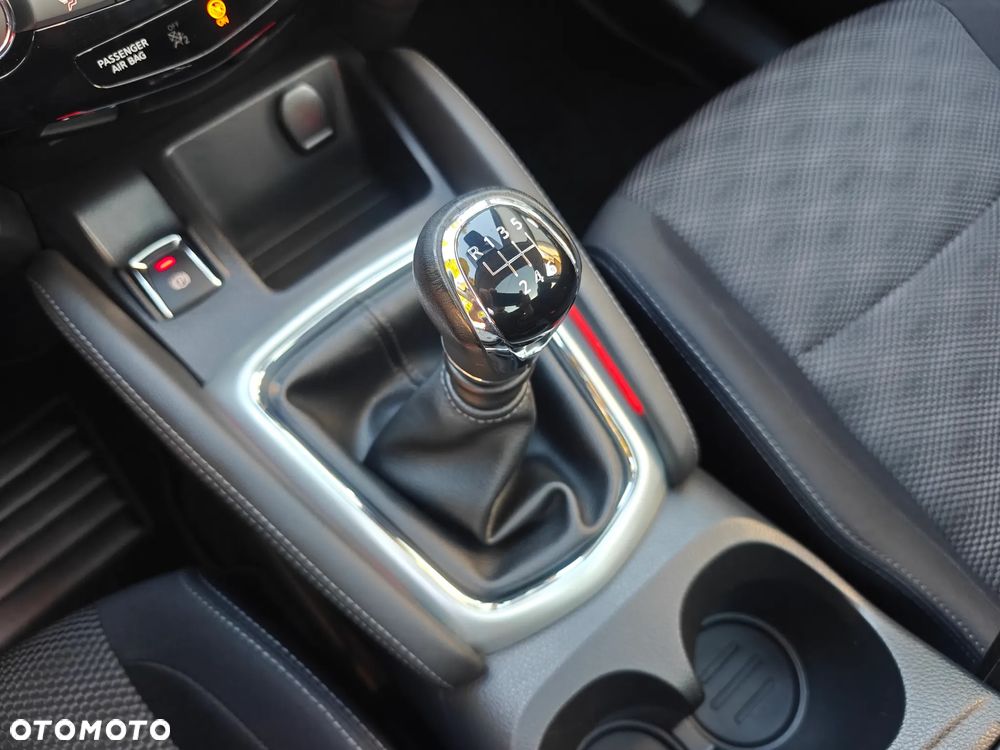 Nissan Qashqai 1.6 DIG-T N-Connecta - 8