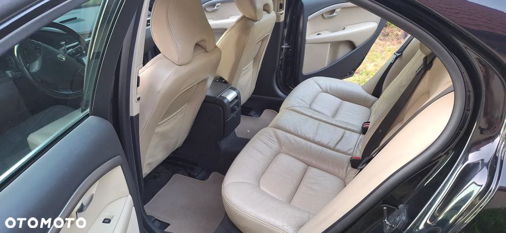 Volvo S80 2.4D Summum - 13