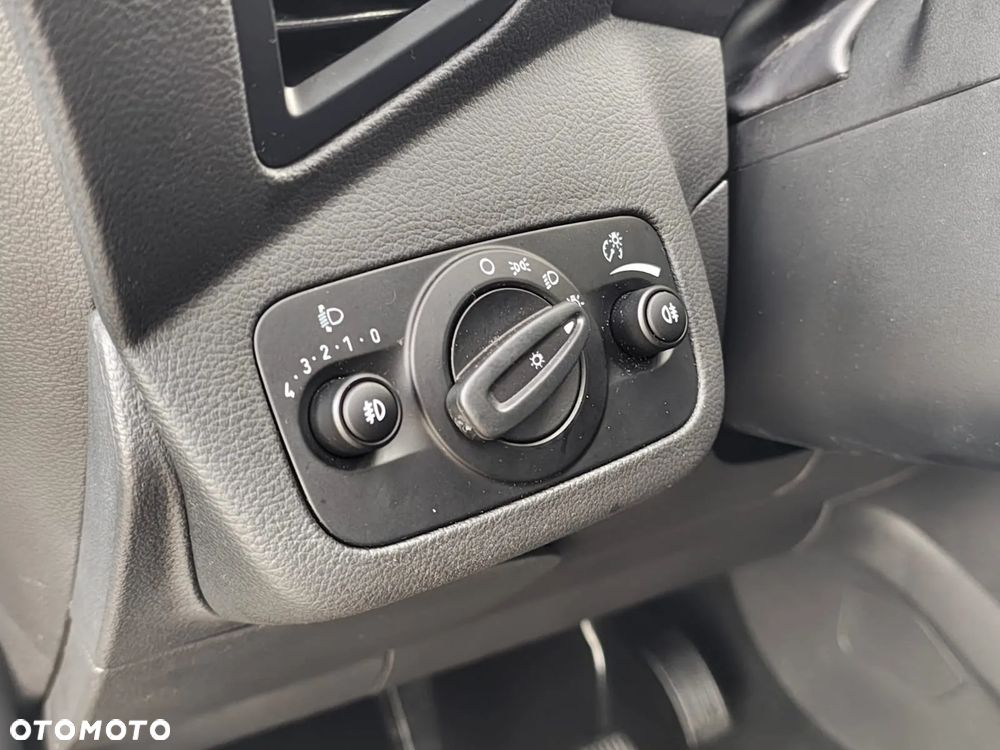 Ford C-MAX 1.5 TDCi Start-Stop-System COOL&CONNECT - 25