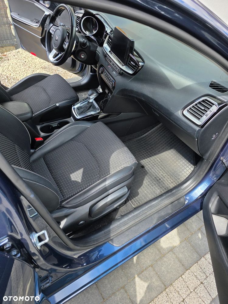 Kia Ceed 1.4 T-GDI L Business Line DCT - 10