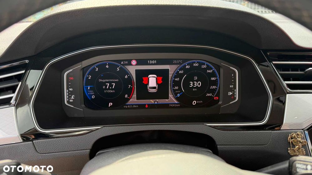 Volkswagen Passat - 6