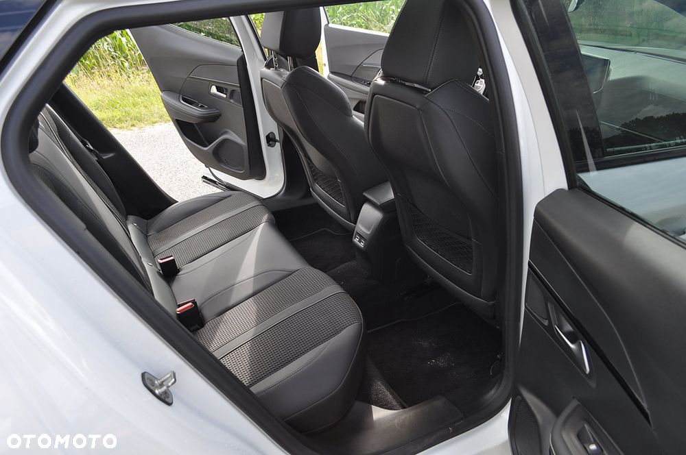 Peugeot 2008 1.5 BlueHDi GT Line S&S - 19