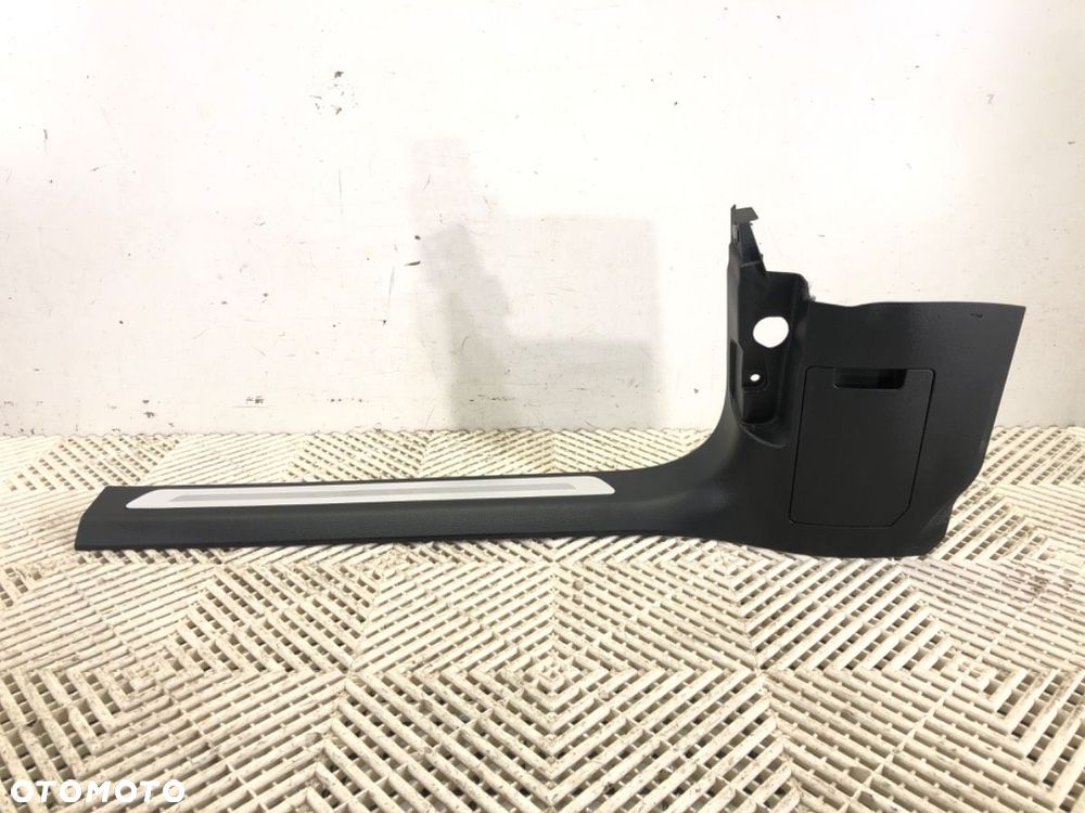 LISTWA PROGOWA LEWA PRZÓD LED  AUDI A8 D5 (4N2, 4N8) 2017 - 2022 60 TFSI Mild Hybrid quattro 338 kW - 1