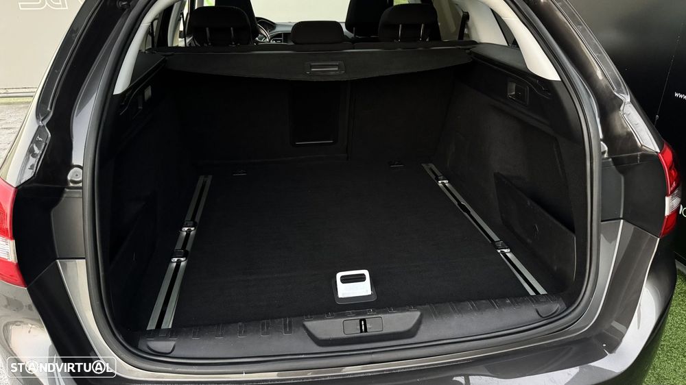 Peugeot 308 SW 1.6 BlueHDi Allure - 28