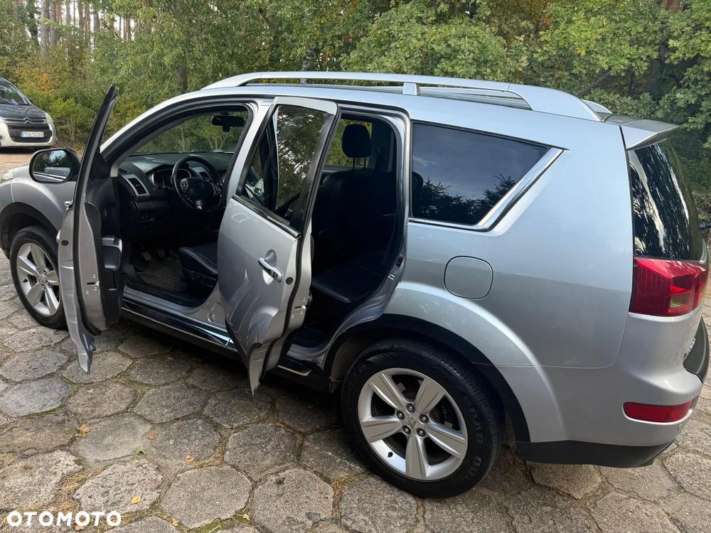 Peugeot 4007 - 3