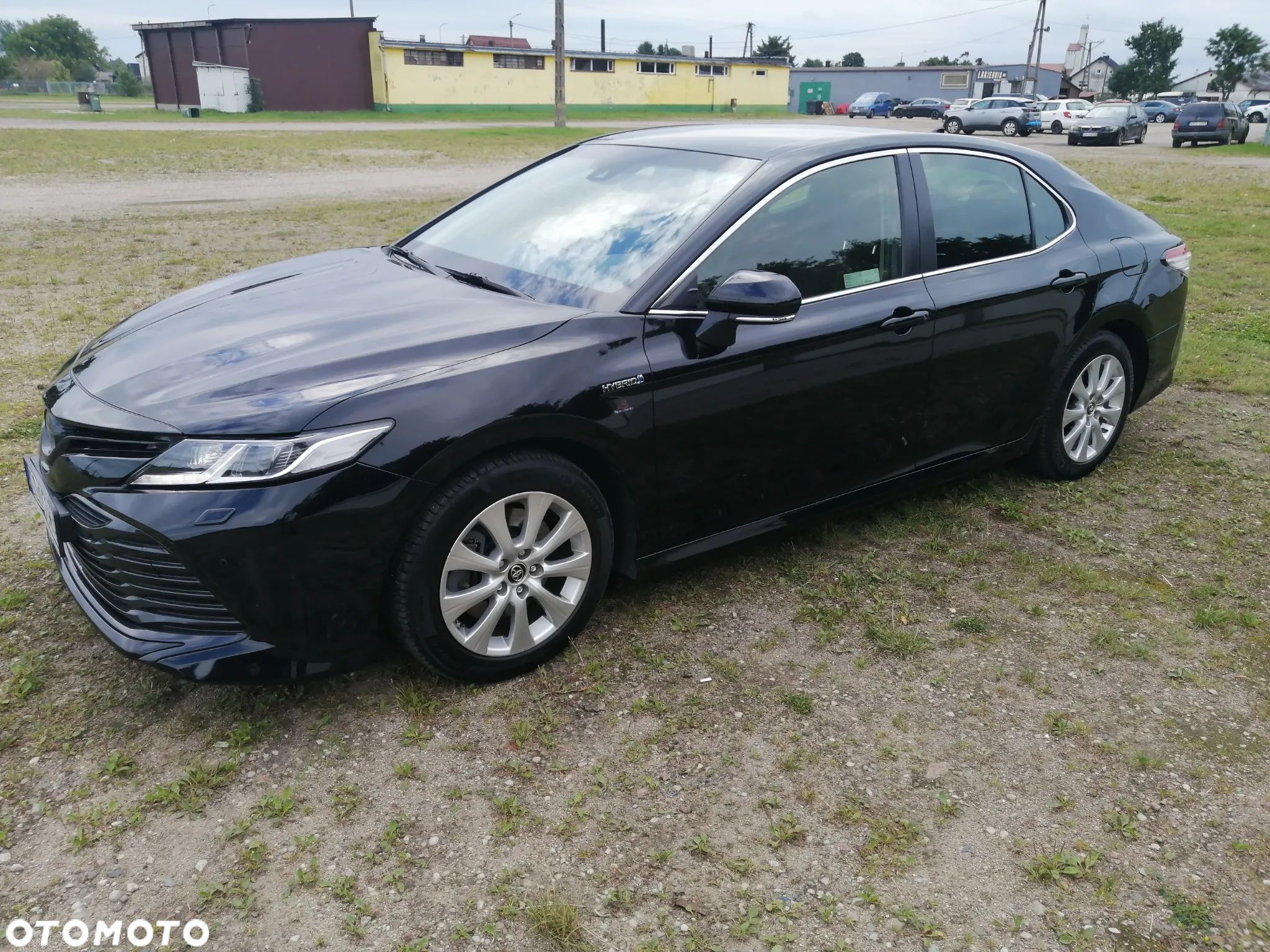 Toyota Camry 2.5 Hybrid Comfort CVT - 1