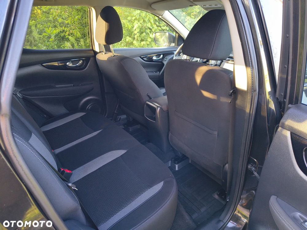Nissan Qashqai 1.2 DIG-T N-Connecta EU6 - 15