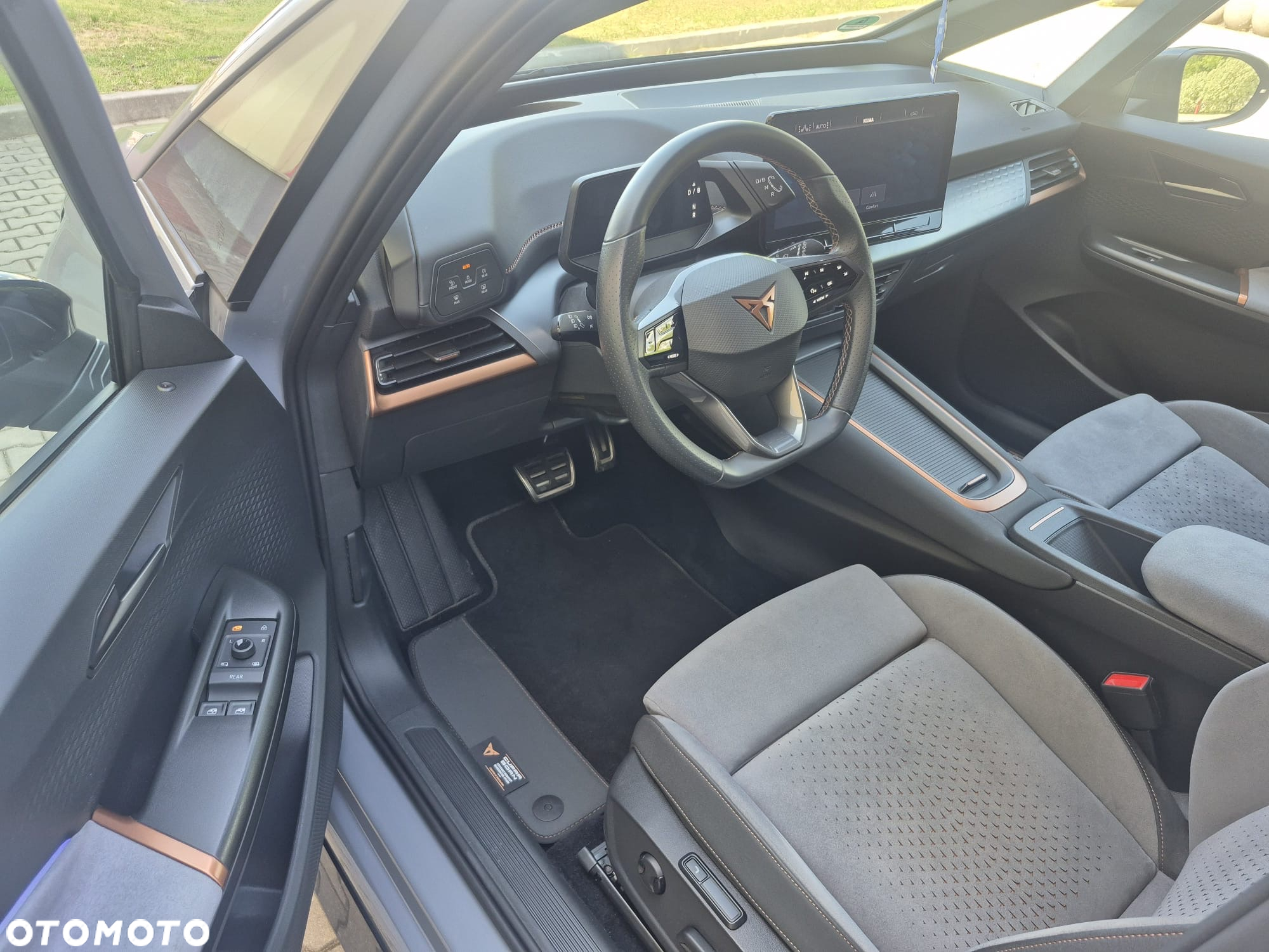Cupra Born - 8