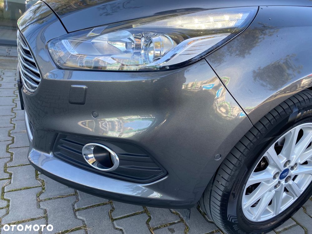 Ford S-Max 2.0 TDCi Titanium PowerShift - 12