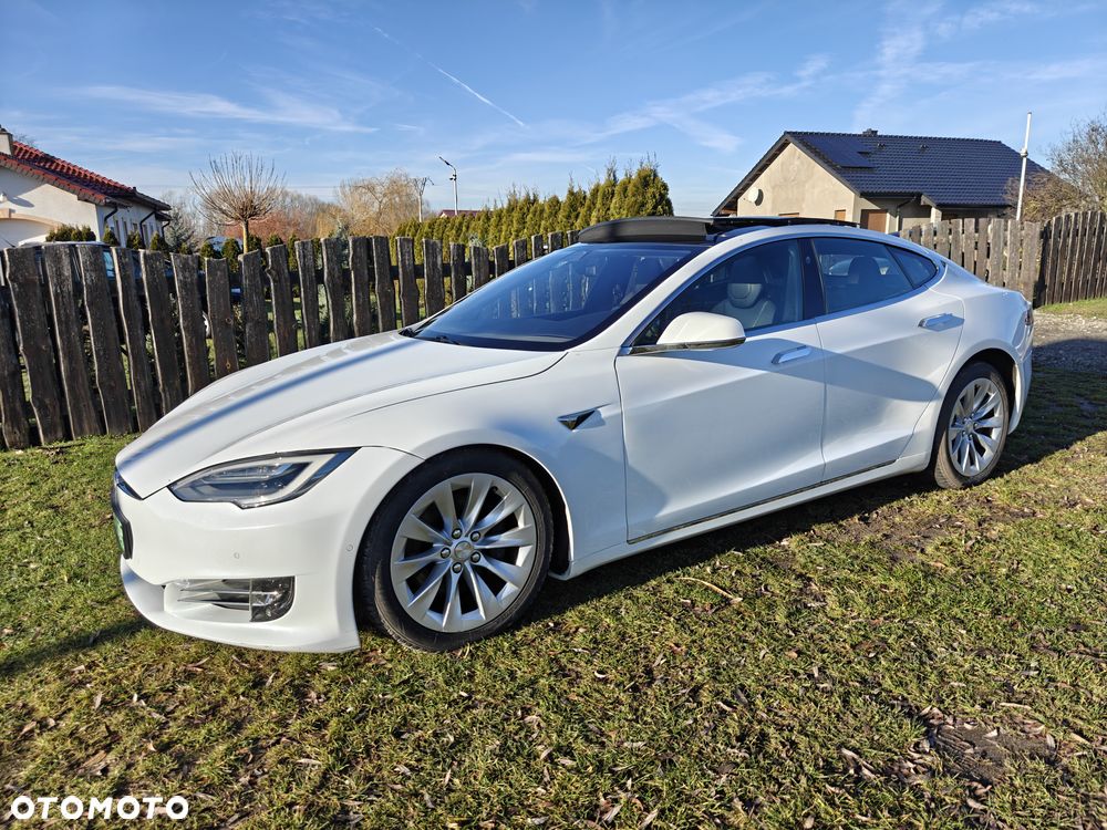 Tesla Model S Long Range Plus - 6