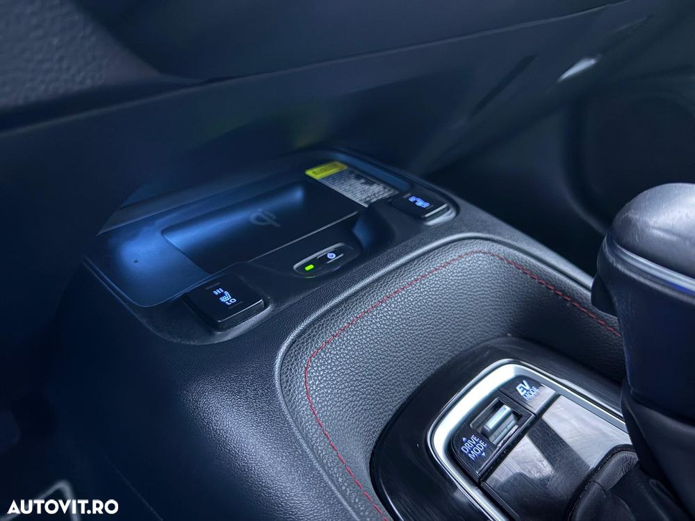 Toyota Corolla 2.0 HSD Exclusive interior Negru - 15