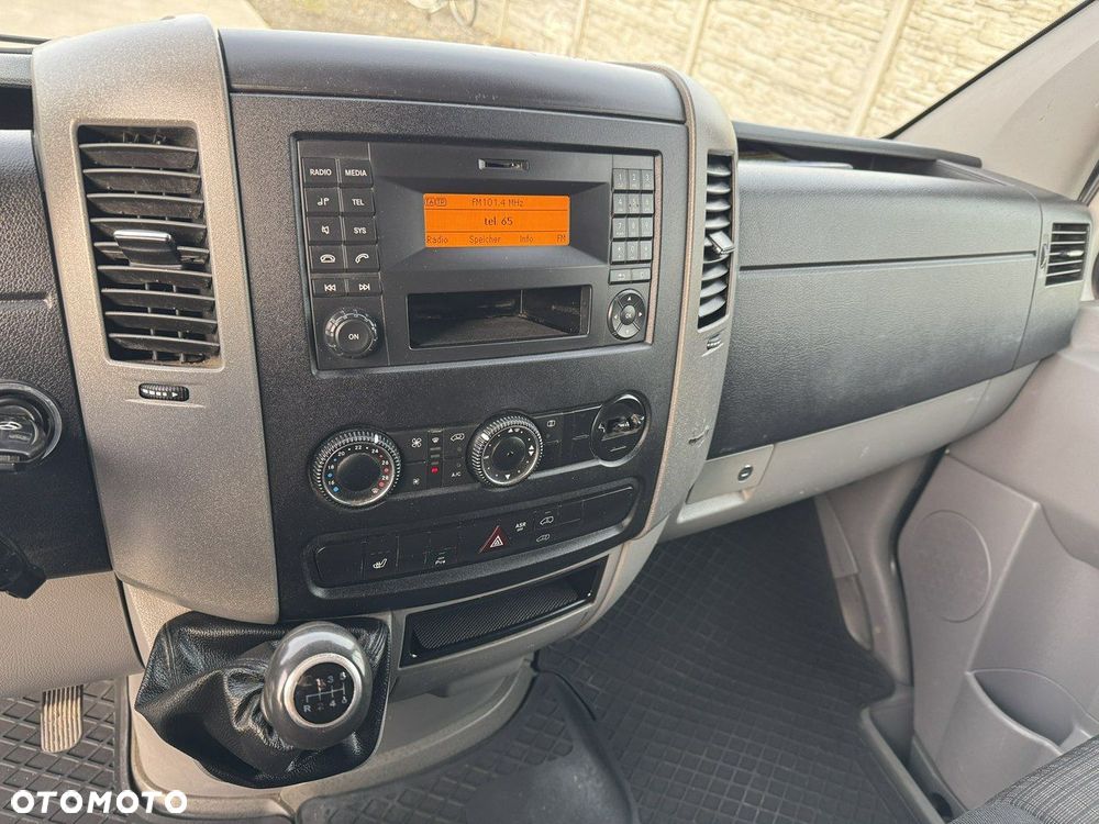 Mercedes-Benz Sprinter - 6