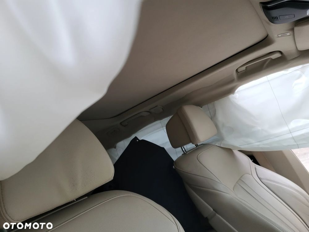 BMW Seria 5 540d xDrive Sport Line - 32