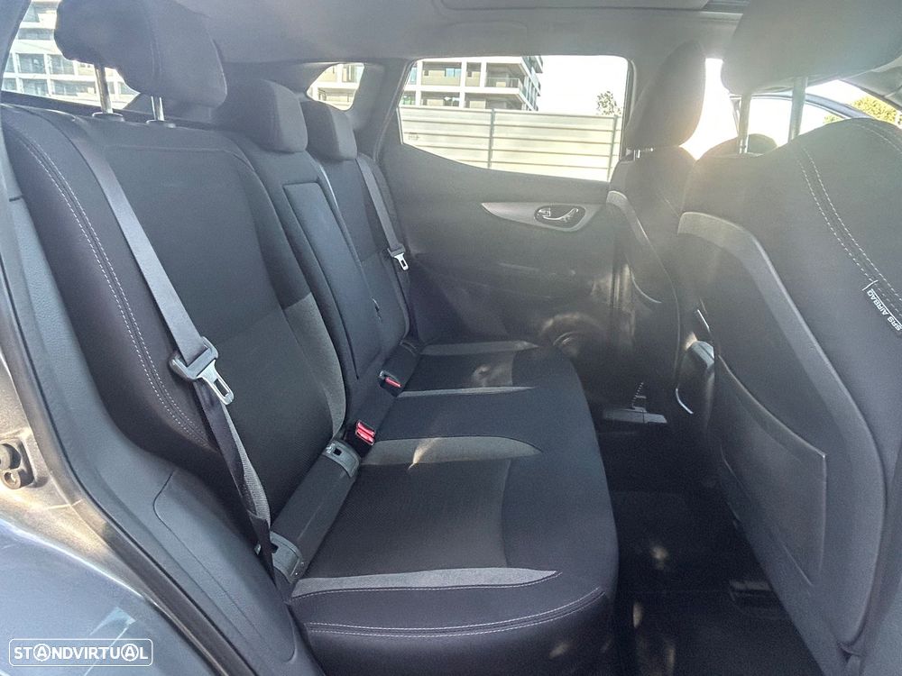 Nissan Qashqai 1.5 dCi Tekna Premium - 16