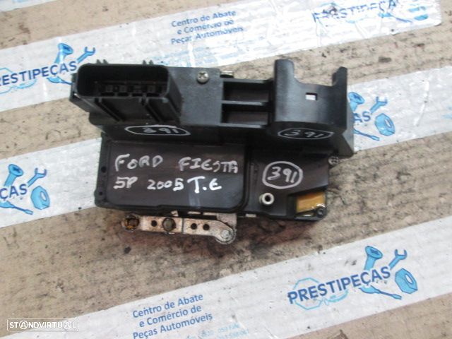 Fecho 2S6AA26413BG FORD FIESTA 2005 TE ELETRICO - 1