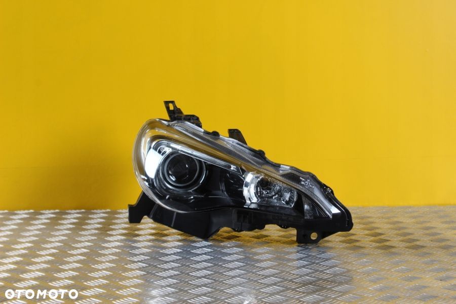 SUBARU BRZ 2012- REFLEKTOR LAMPA BI XENON PRAWY EU - 1