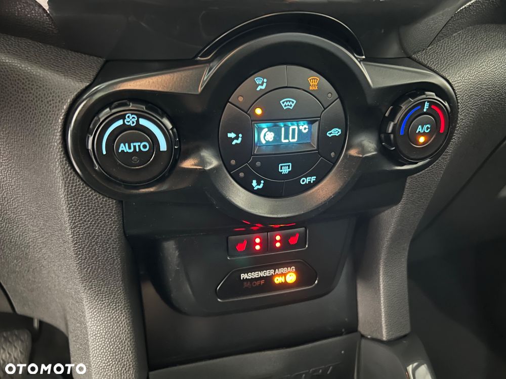 Ford EcoSport 1.0 EcoBoost TITANIUM - 16