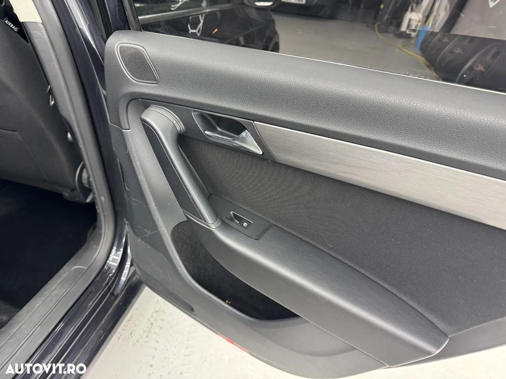 Volkswagen Passat 2.0 Blue TDI DPF DSG Highline - 17