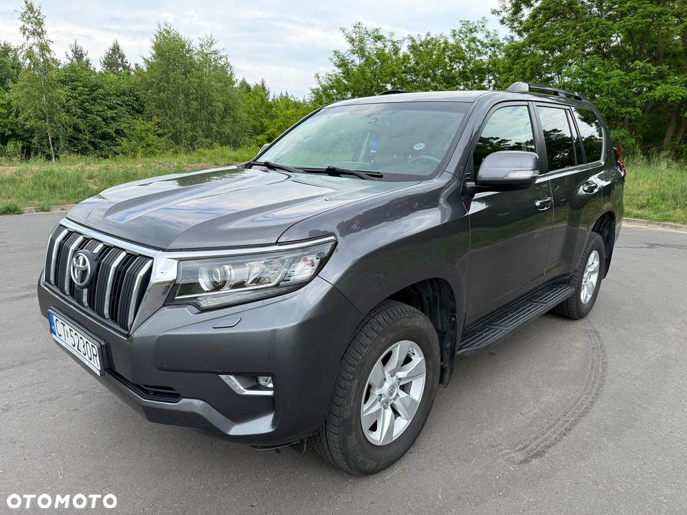 Toyota Land Cruiser - 4