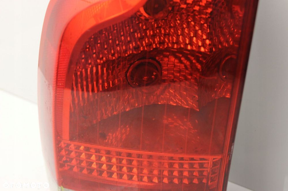 VOLVO V70 XC70 II LIFT 05R- LAMPA LEWA TYLNA LEWY TYŁ - 5