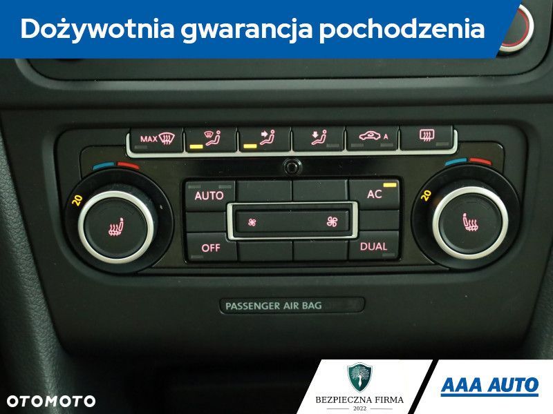 Volkswagen Golf - 11