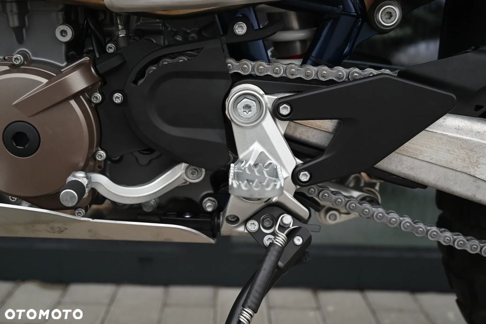 Husqvarna 701 - 37