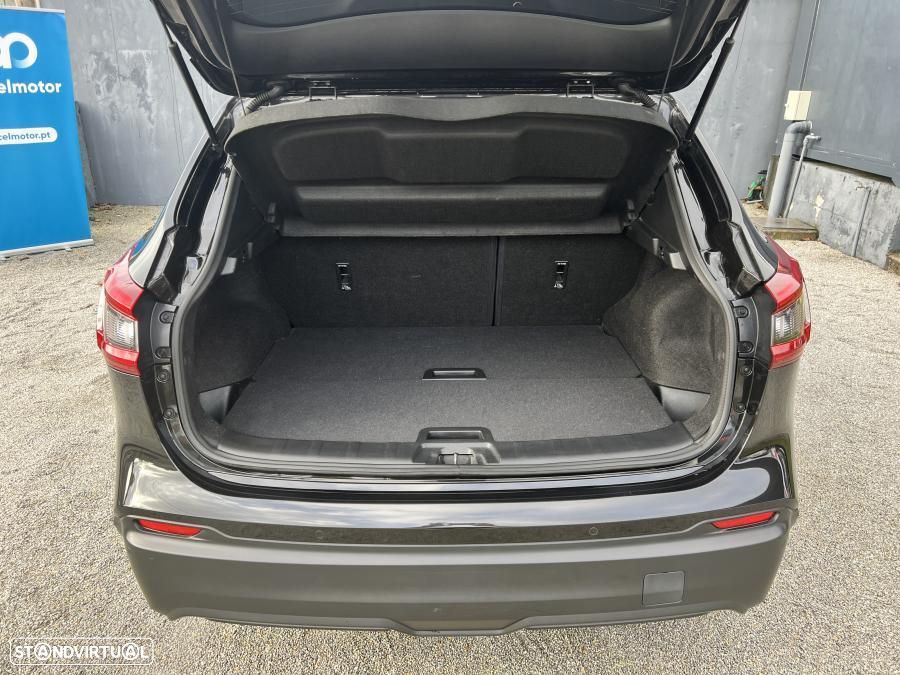 Nissan Qashqai 1.5 dCi N-Connecta - 46