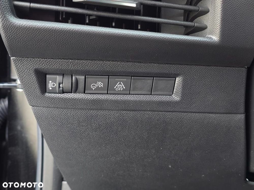 Opel Frontera 1.2 T mHEV GS eDTC6 - 14