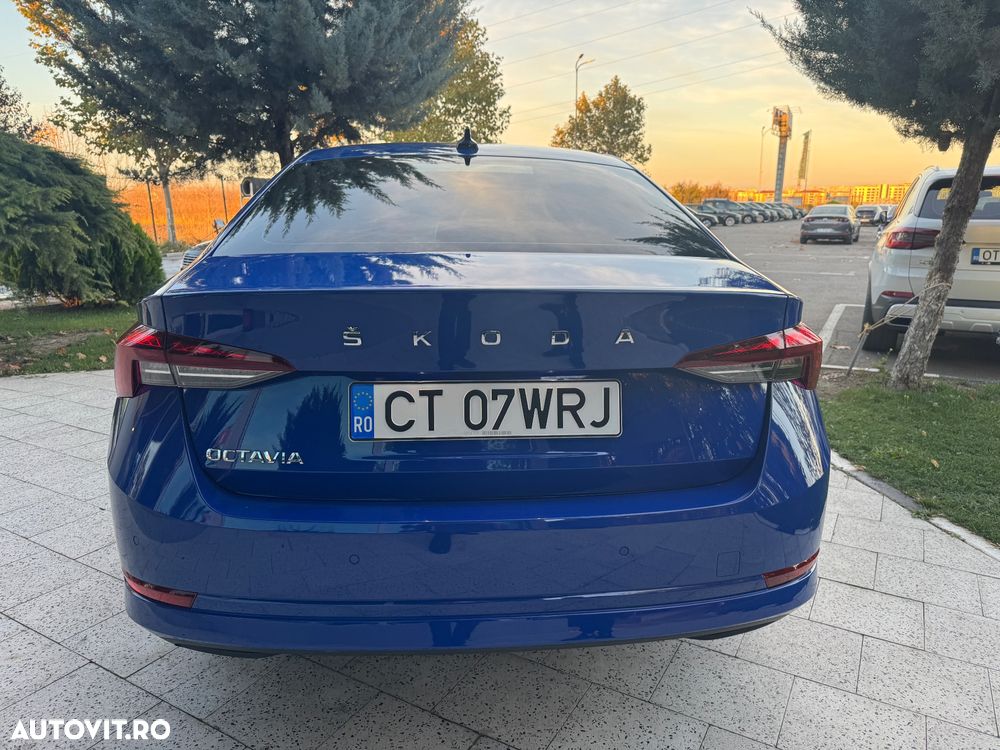 Skoda Octavia 2.0 TDI DSG Ambition - 15