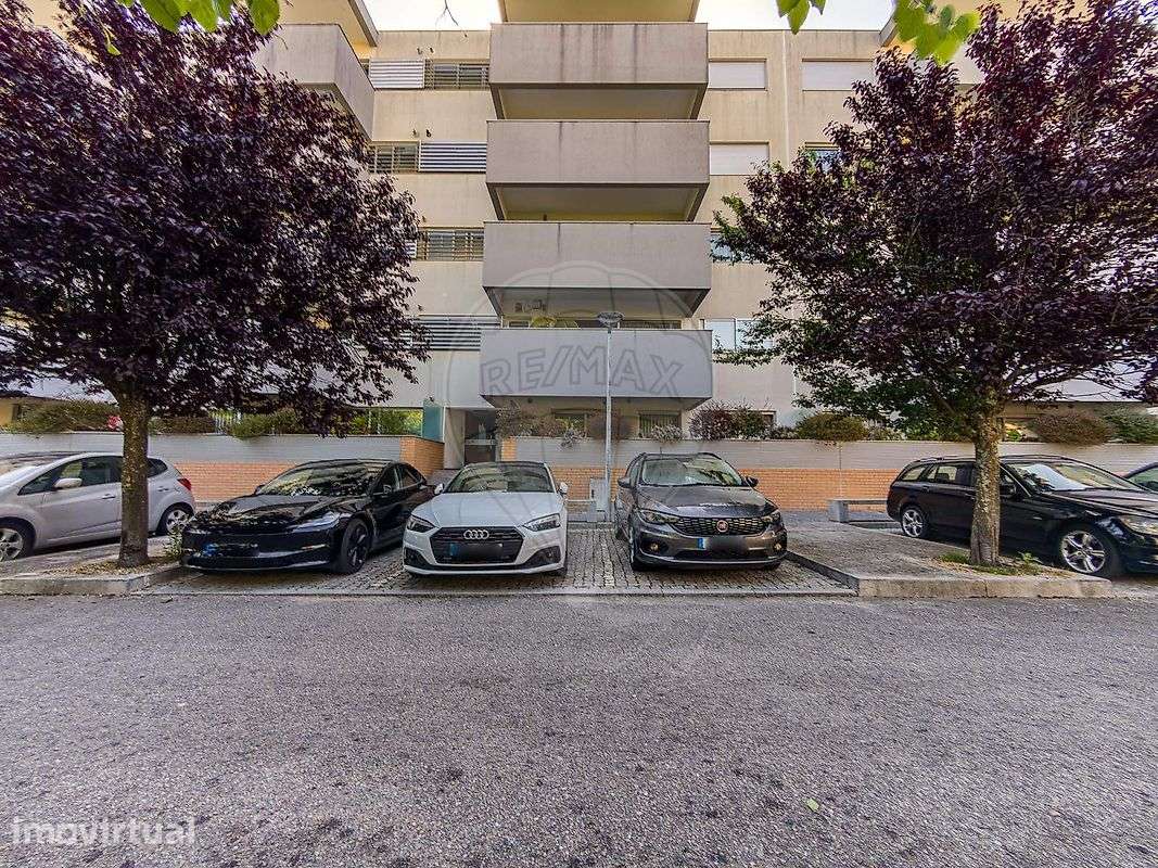 Apartamento T2 para arrendamento - Grande imagem: 2/28