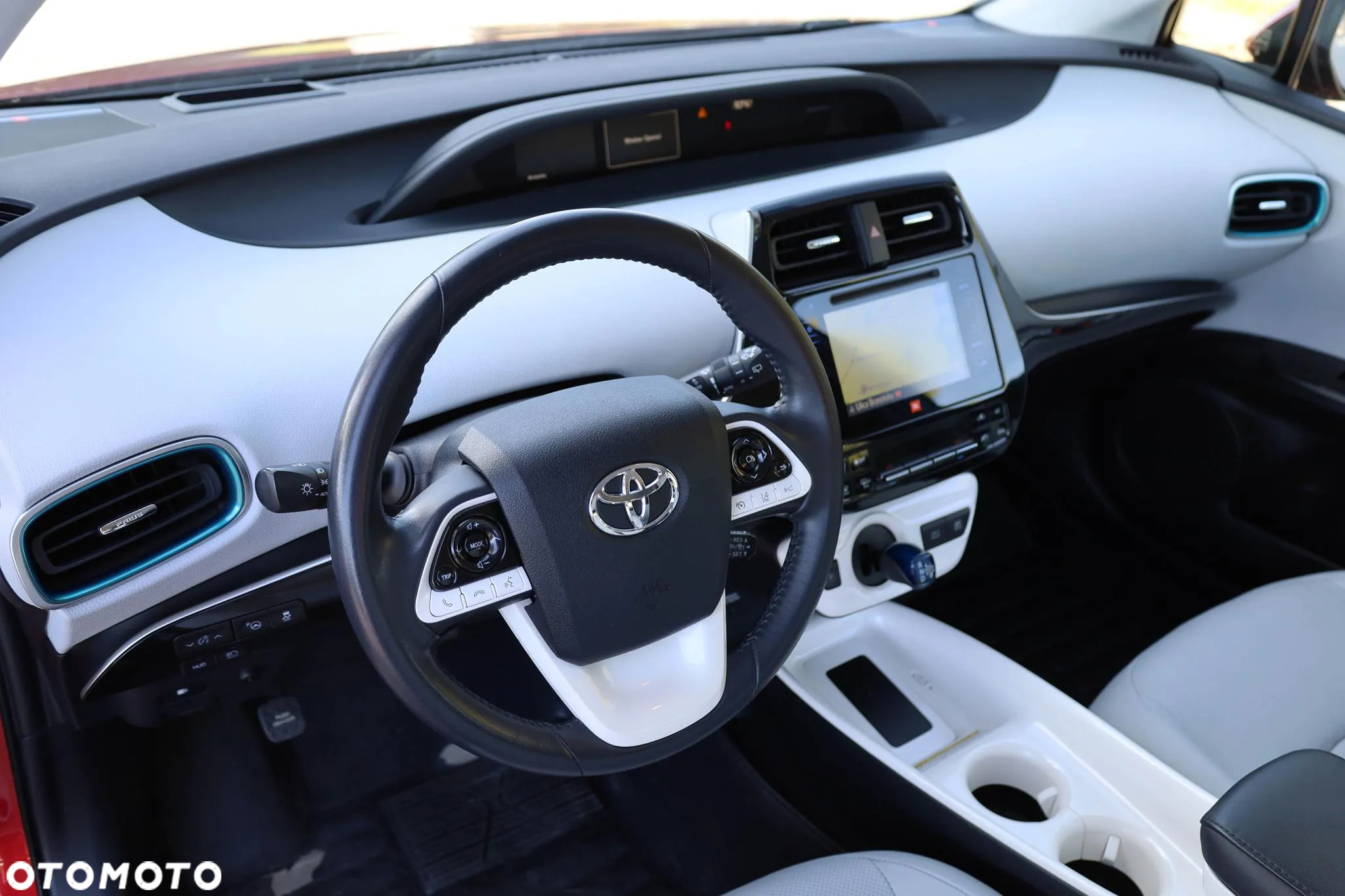 Toyota Prius 1.8 Hybrid Premium - 13