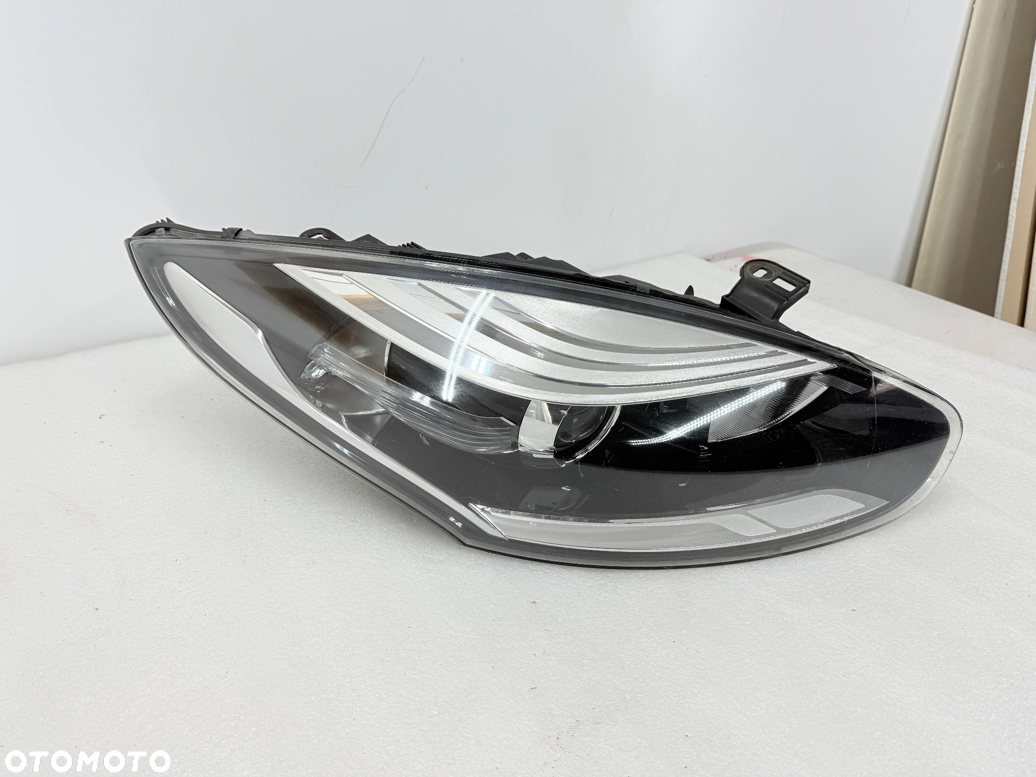 Lampa przednia prawa Megane III 3 FL LIFT - 2