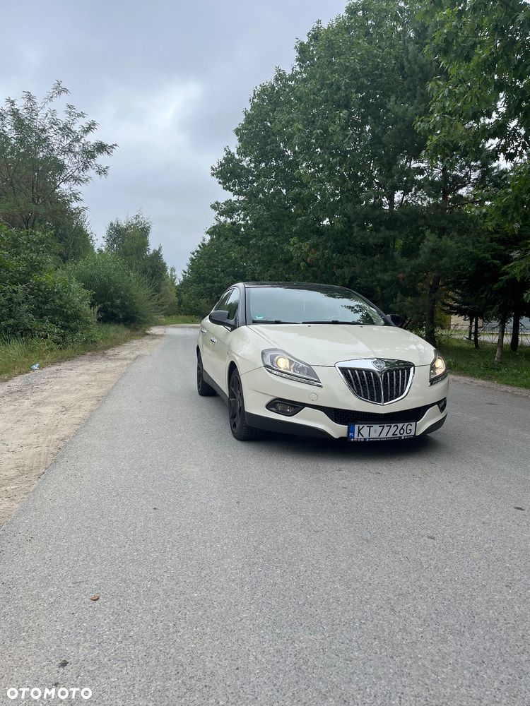 Lancia Delta 1.4 T-Jet Platino - 3