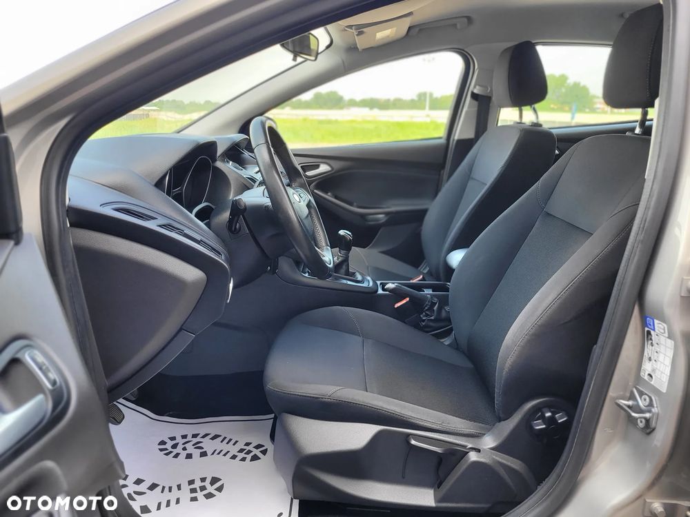 Ford Focus 1.0 EcoBoost Gold X (Trend) - 13