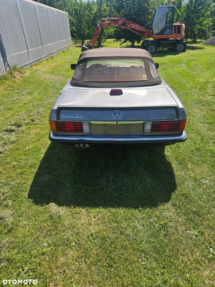 Mercedes-Benz SL - 12