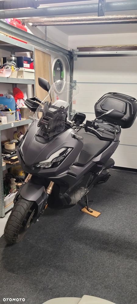 Honda ADV350 - 2