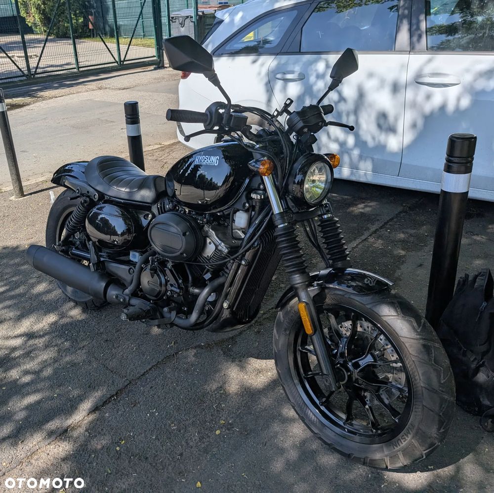 Hyosung GV - 1
