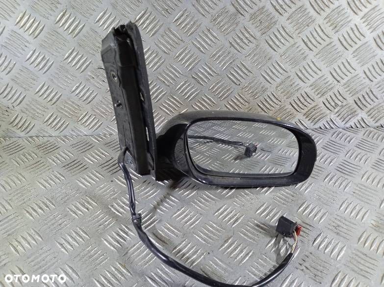 LUSTERKO PRAWE VOLKSWAGEN TOURAN