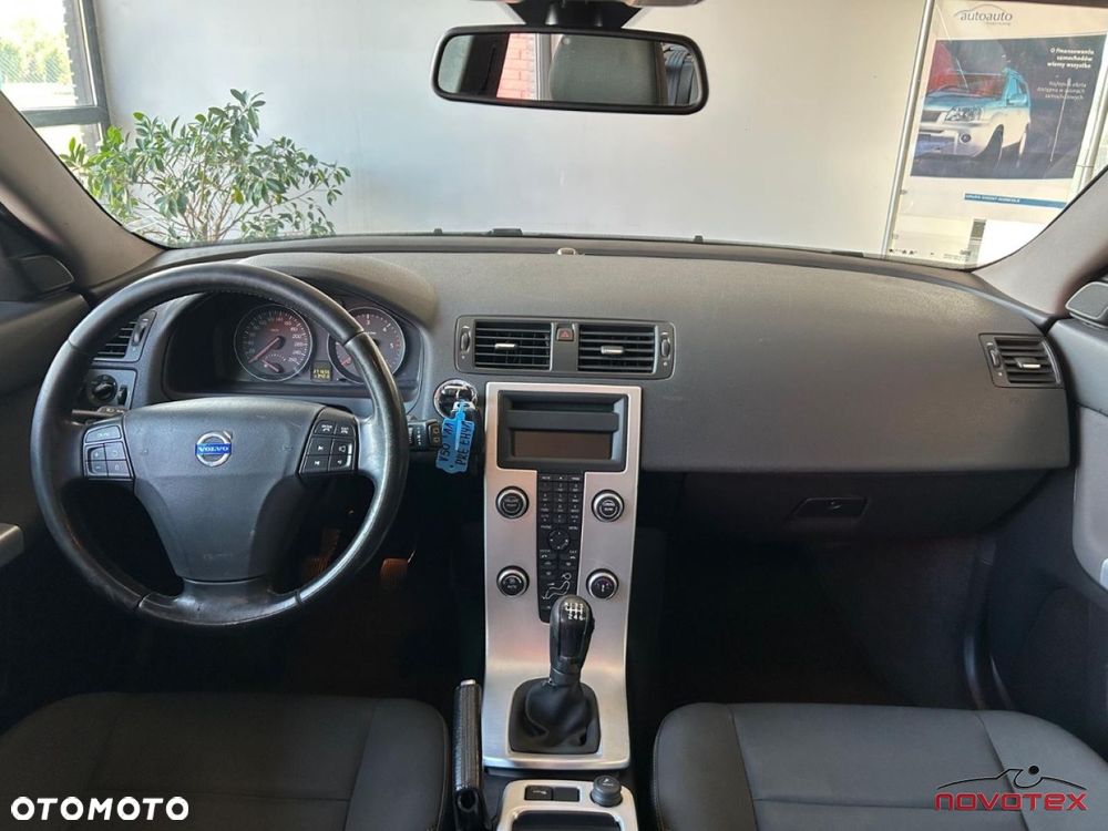 Volvo V50 D2 Momentum Start-Stop - 11