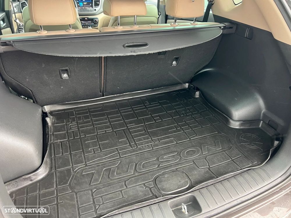 Hyundai Tucson - 11