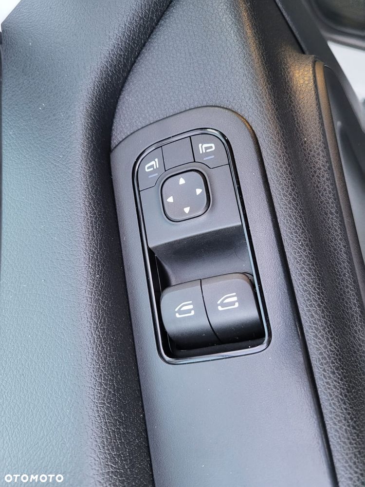 Mercedes-Benz SPRINTER 907 317 CDI-L2 H2 - 19800 KM-ŁADNY-HAK 3500 KG - 14