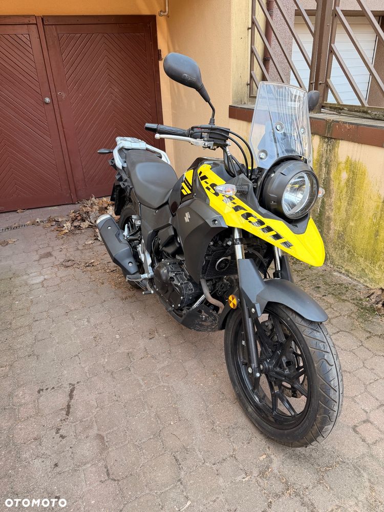 Suzuki V-STROM - 1