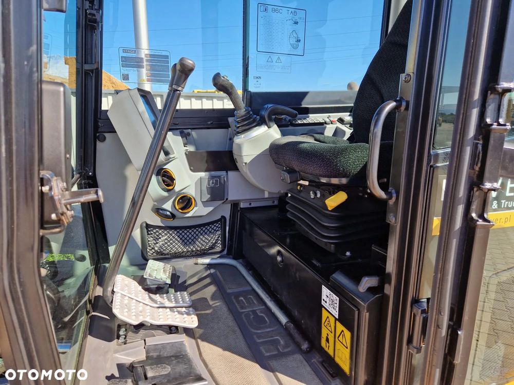 JCB 86C-2 * next gen * 2021r. *  1.220 mth * Klimatyzacja * 4 łyżki * - 21