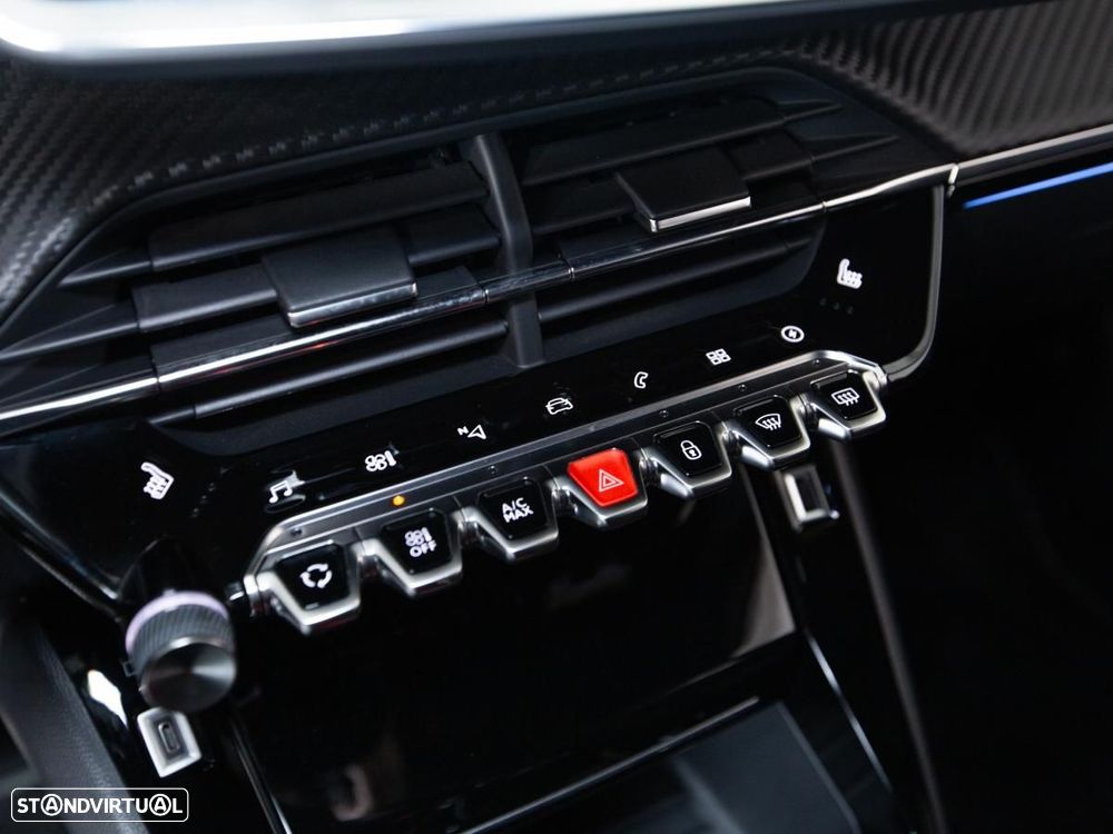 Peugeot e-2008 50 kWh GT - 17